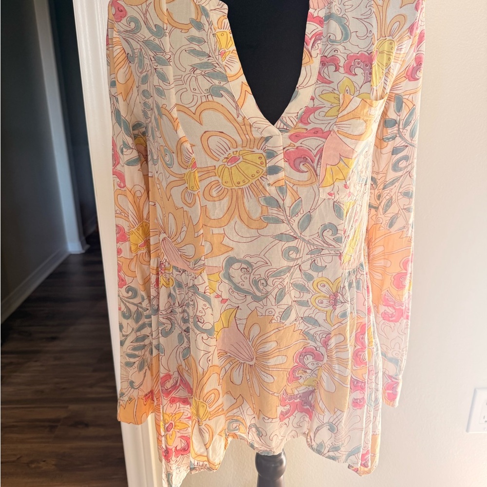 Maeve Pastel Floral V‑Neck Tunic in Yellow, Pink and Mint